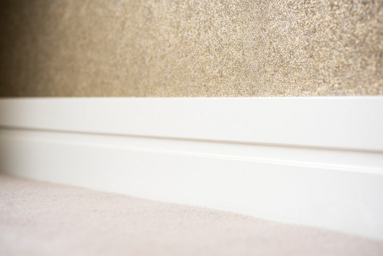 How to paint skirting board SAM